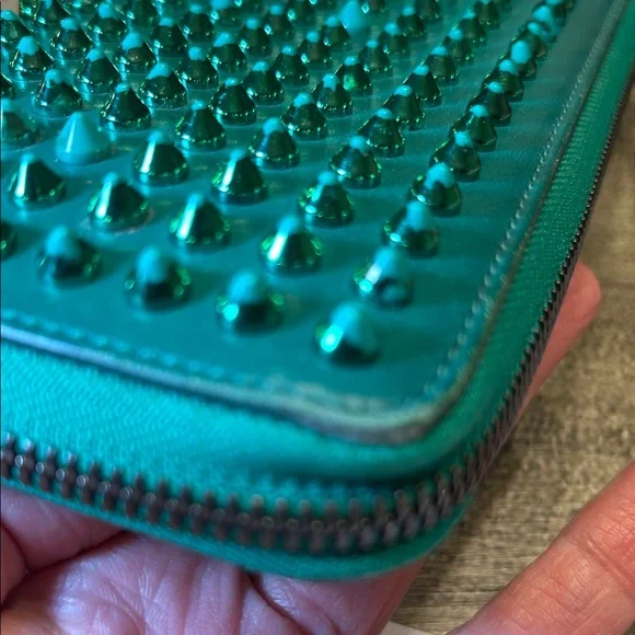 129. Christian Louboutin Green Zippy long wallet w/CoA - Picture 11 of 14